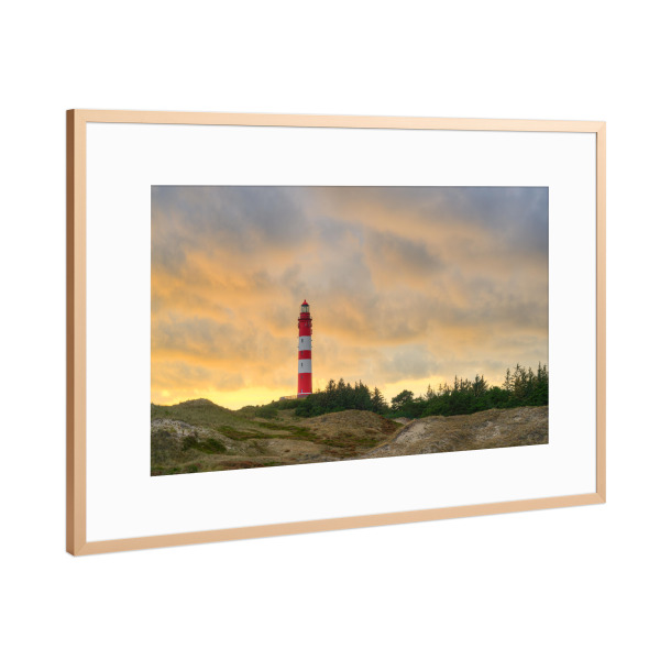 Poster mit Rahmen Kupfer "Amrumer Leuchtturm" artboxONE - Reise,Architektur,Reise / Strand und Meer