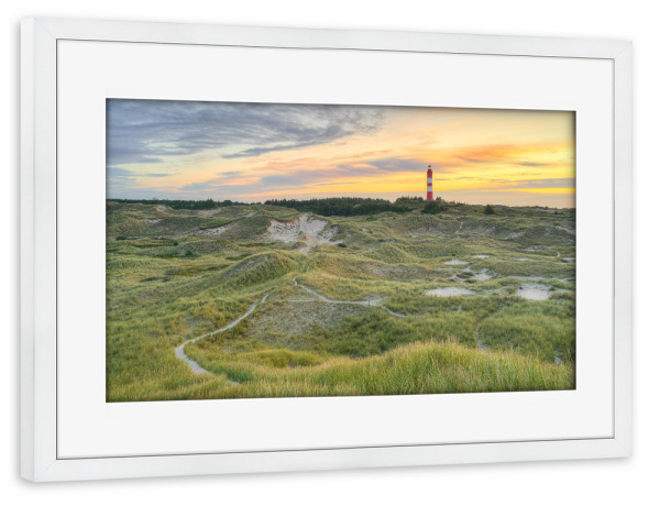 Poster mit Rahmen weiß "Dünen beim Leuchtturm Amrum" artboxONE - Natur,Reise,Reise / Strand und Meer