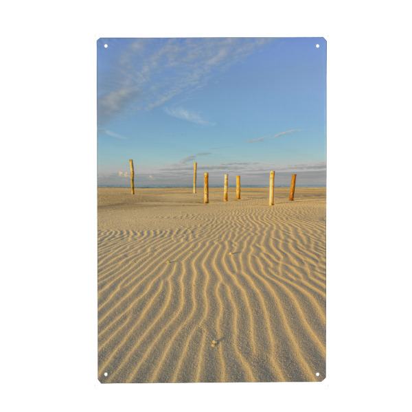 Metall Poster "Holzpfähle am Strand auf Amrum" artboxONE - Natur,Reise,Reise / Strand und Meer
