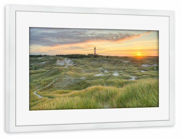 Poster mit Rahmen weiß "Blick über die Dünen auf Amrum" artboxONE - Natur,Reise / Strand und Meer,Reise / Länder