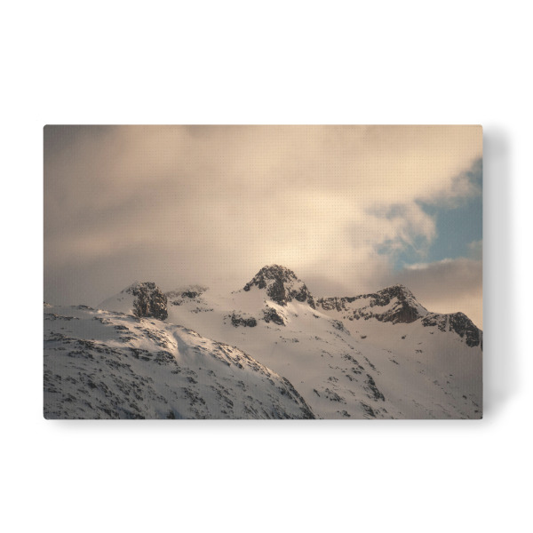 Leinwandbild "The Mountains" artboxONE - Natur - Berge,Berglandschaft,Gebirge,Schnee,Winter,Norwegen,Skandinavien,Felsen,Wolken
