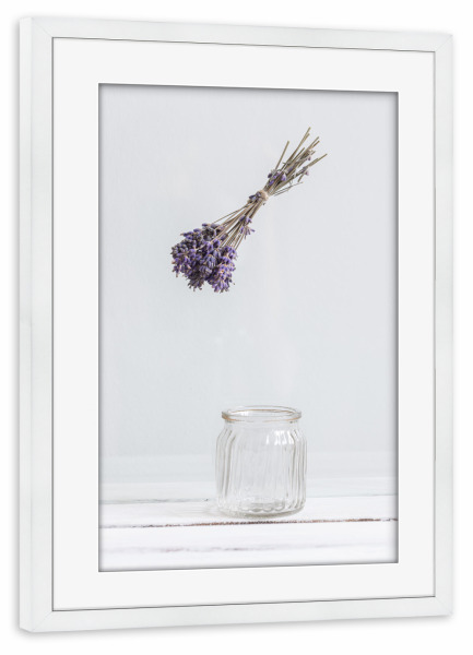 Poster mit Rahmen weiß "Lavendel - über Vase schwebend" artboxONE - Floral - Lavendel,Weiß,Kunst,Fotografie,Blumen,Natur