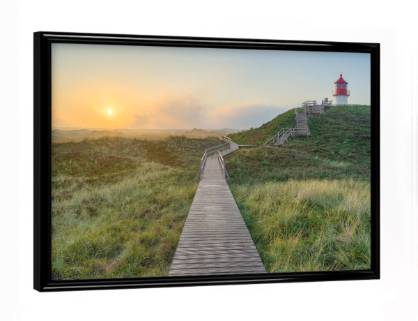 Poster mit schwarzem Rahmen "Quermarkenfeuer Norddorf auf Amrum" artboxONE - Reise,Architektur,Reise / Strand und Meer