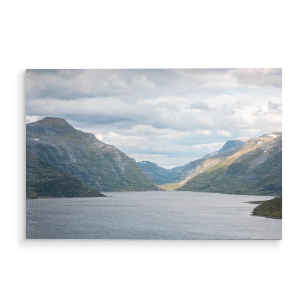 Holzbild "Fjord in Norwegen" artboxONE - Natur,Reise / Länder - Fjorde,Norwegische küste,Skandinavien,Kvinfjorden,Gjervalen,Berge,Landschaftsfoto