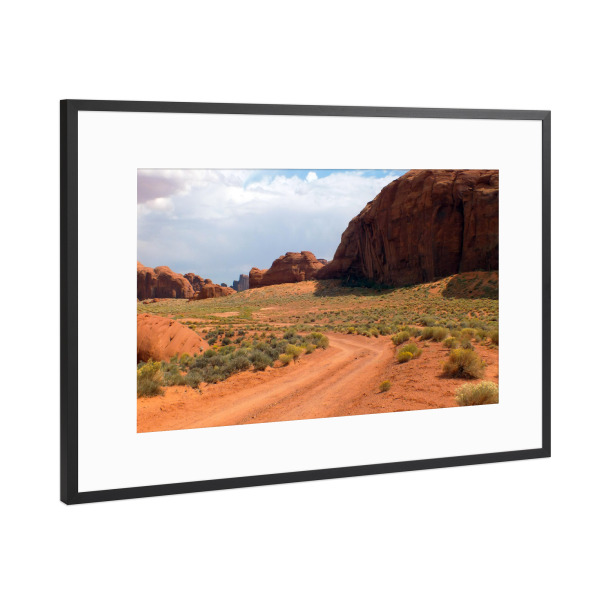 Poster mit Rahmen Schwarz (Metallic) "Durchs Monument Valley" artboxONE - Natur,Reise,Reise / Länder