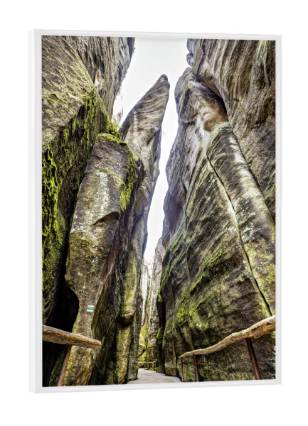 Poster mit weißem Rahmen "Die Felsenstadt bei Aderbach" artboxONE - Natur