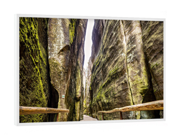 Poster mit weißem Rahmen "Felsenstadt bei Aderbach" artboxONE - Natur