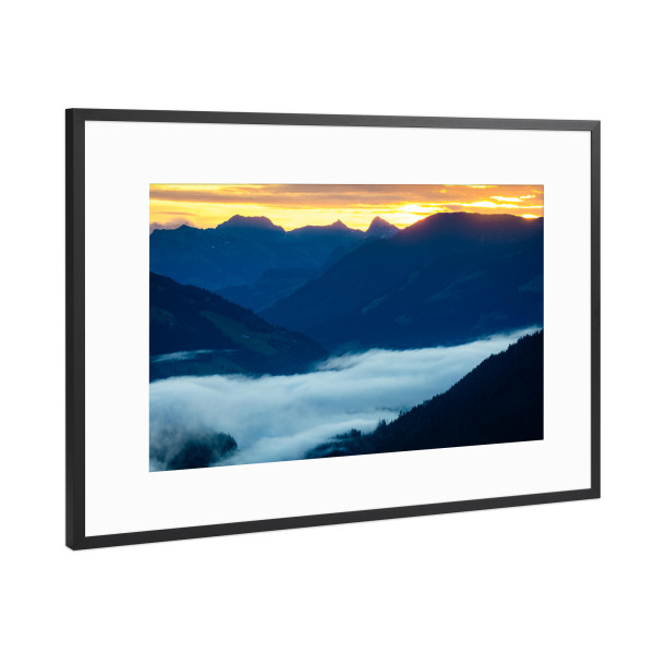 Poster mit Rahmen Schwarz (Metallic) "Sonnenaufgang in den Tiroler Alpen" artboxONE - Natur,Reise