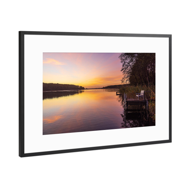 Poster mit Rahmen Schwarz (Metallic) "Sonnenaufgang am Plauer See" artboxONE - Natur,Reise