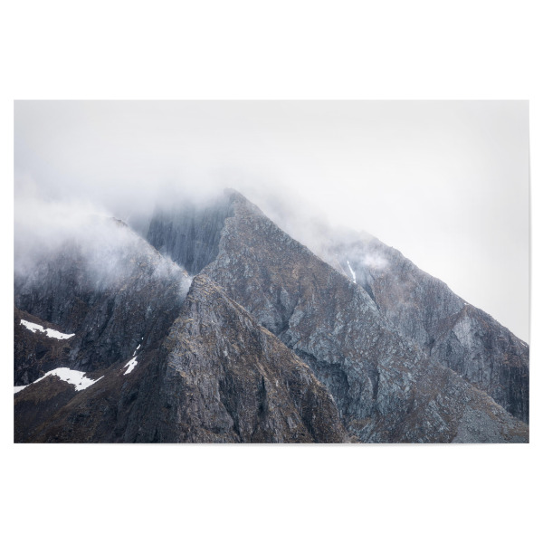 Poster "Cloudy Summits" artboxONE - Natur,Reise - Berge,Gipfel,Wolken,Nebel,Gebirge,Norwegen,Skandinavien,Lofoten