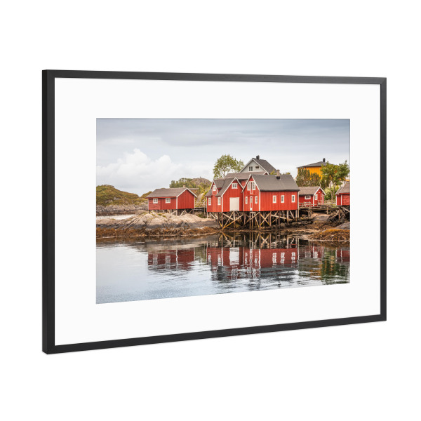 Poster mit Rahmen Schwarz (Metallic) "Bootshäuser in Norwegen" artboxONE - Reise,Reise / Länder