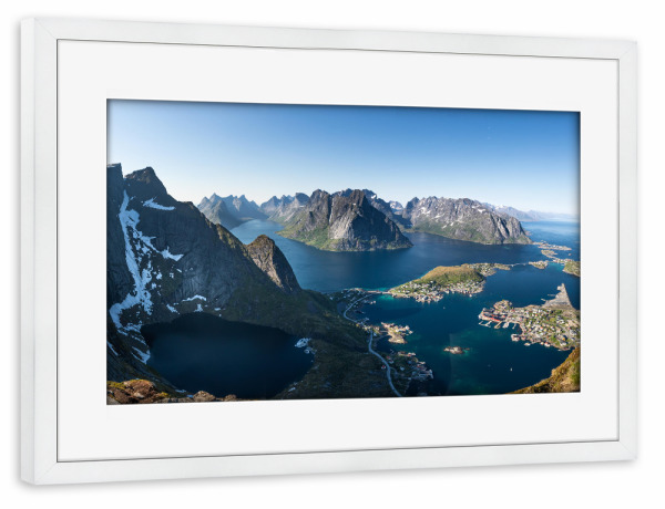 Poster mit Rahmen weiß "Reine Lofoten" artboxONE - Reise,Reise / Strand und Meer