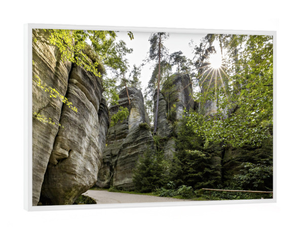 Poster mit weißem Rahmen "Adersbacher Felsenstadt" artboxONE - Natur