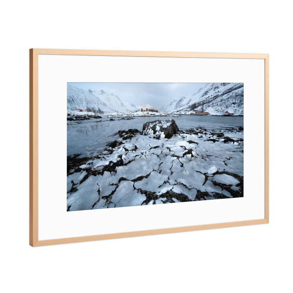 Poster mit Rahmen Kupfer "Eisiger Fjord" artboxONE - Natur