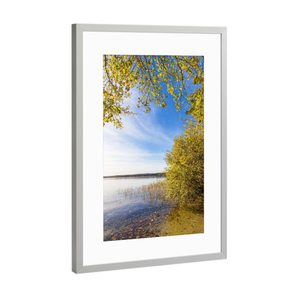 Poster mit Rahmen Silber "See und Bäume im Herbst" artboxONE - Natur,Reise