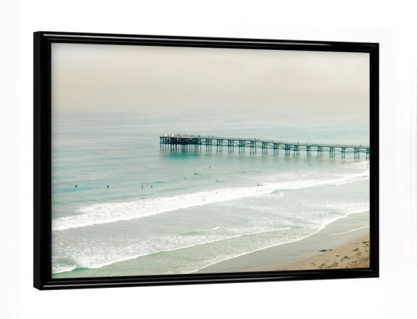 Poster mit schwarzem Rahmen "Zimmer mit Aussicht" artboxONE - Natur,Menschen,Reise / Strand und Meer - Dock,Küste,Reise,Strand,Meer,Steg