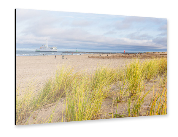 Alu-Dibond "Strand, Mole und Fähre" 30x20 cm artboxONE