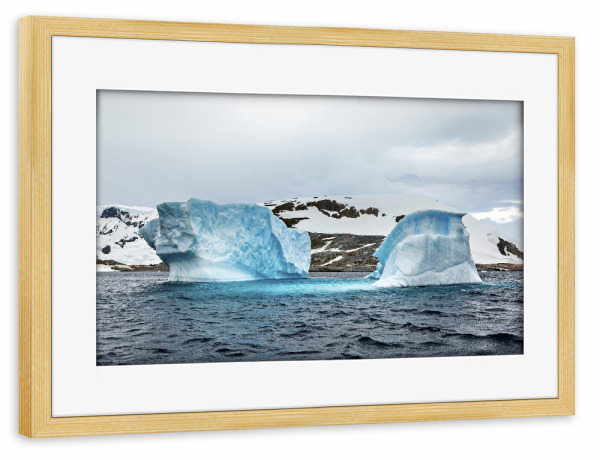 Poster mit Rahmen kiefer "Weißblaues Eis" artboxONE - Natur,Reise