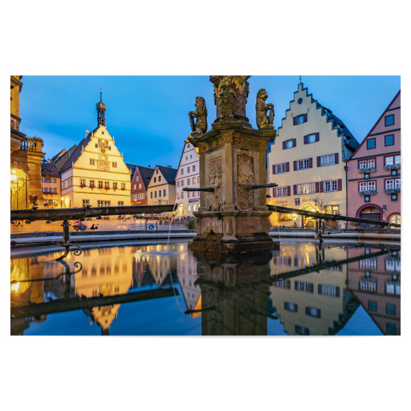 Poster 30x20 cm "Marktplatz Rothenburg" artboxONE - Städte,Architektur - Abenddämmerung,Rothenburg ob der tauber,Bayern,Marktplatz,Nacht,Georgsbrunnen