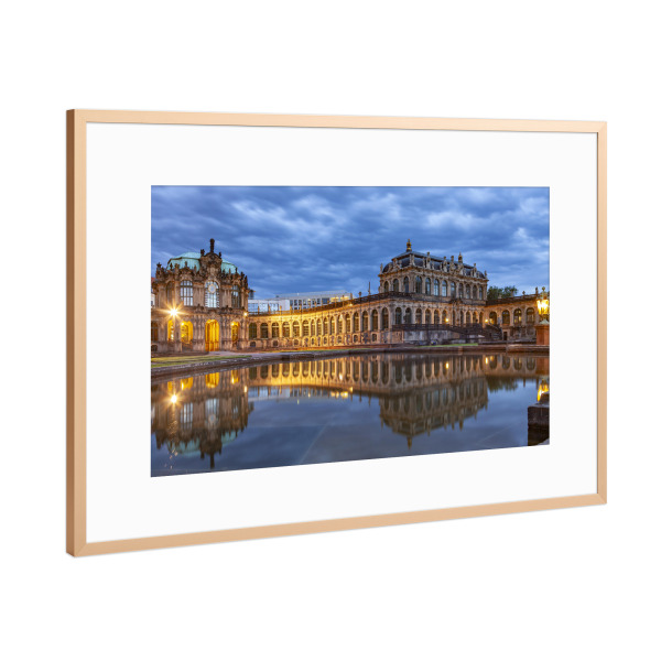 Poster mit Rahmen Kupfer "Zwinger bei Nacht" artboxONE - Architektur,Städte / Dresden - Zwinger,Dresden,Nacht,Sachsen,Deutschland