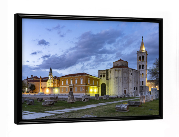 Poster mit schwarzem Rahmen "Zadar bei Nacht" artboxONE - Reise,Architektur - Abenddämmerung,Kroatien,Europa,Sankt donatus,Zadar,Nacht,Kathedrale