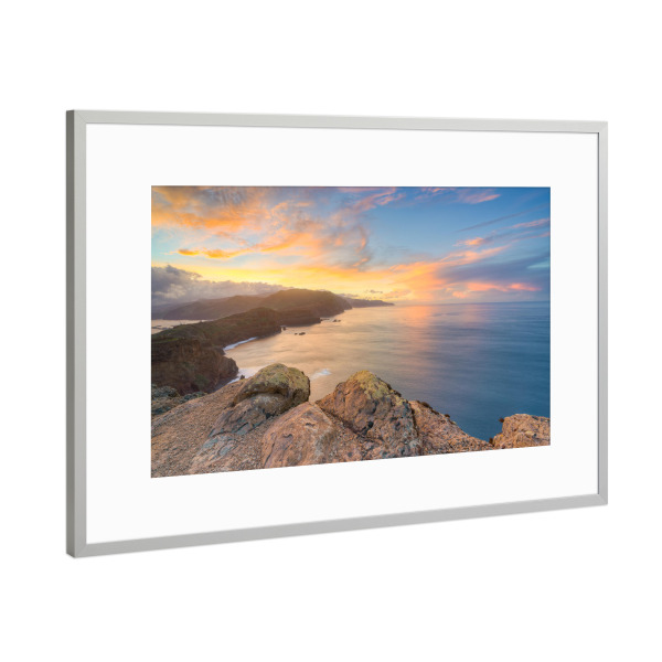 Poster mit Rahmen Silber "Sonnenuntergang im Osten Madeiras" artboxONE - Natur,Reise,Reise / Länder