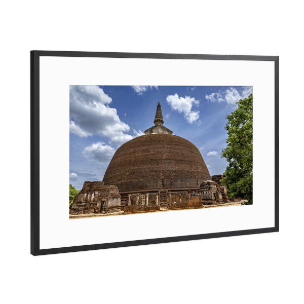 Poster mit Rahmen Schwarz (Metallic) "Die große Dagoba" artboxONE - Architektur,Reise / Asien