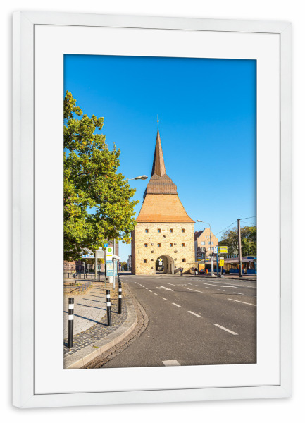 Poster mit Rahmen weiß "Rostocker Steintor" artboxONE - Städte,Natur,Reise,Architektur