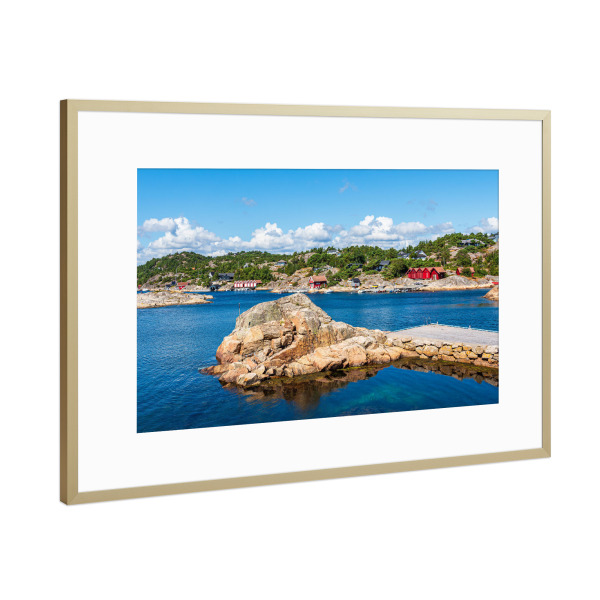 Poster mit Rahmen Gold "Halbinsel Helleviga und Felsen" artboxONE - Natur,Reise,Reise / Strand und Meer,Reise / Länder