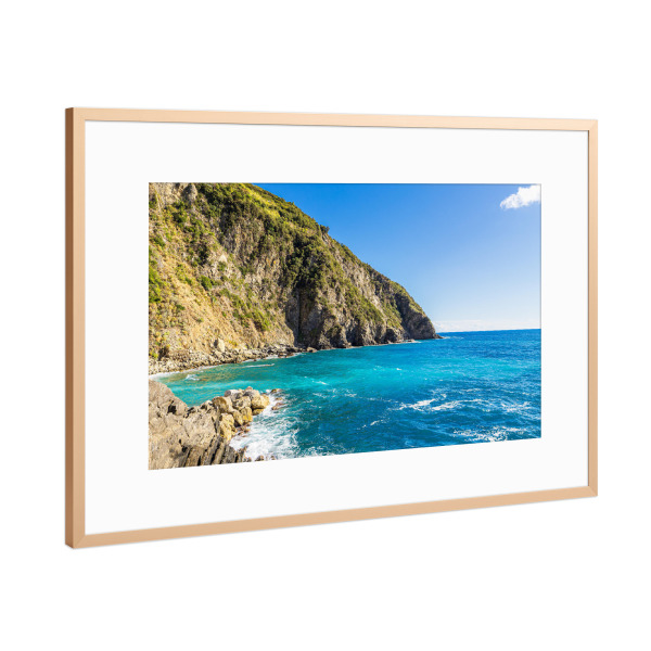 Poster mit Rahmen Kupfer "Felsenküste in Italien" artboxONE - Natur,Reise,Reise / Strand und Meer,Reise / Länder