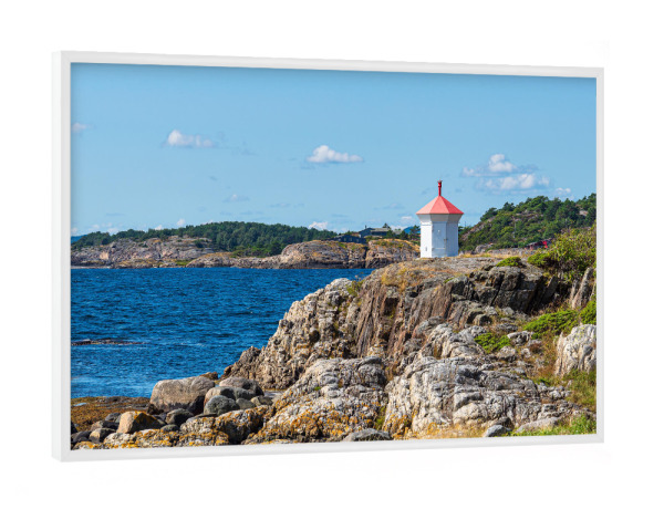 Poster mit weißem Rahmen "Merdø mit Leuchtfeuer" artboxONE - Natur,Reise,Architektur,Reise / Strand und Meer,Reise / Länder