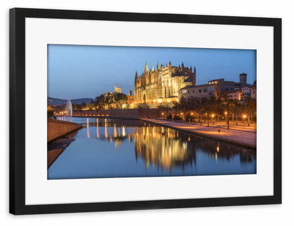 Poster mit Rahmen schwarz "Kathedrale Palma" artboxONE - Reise,Architektur