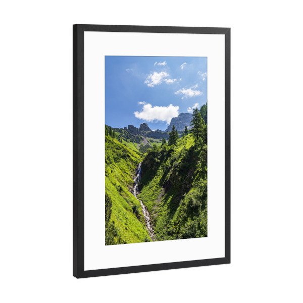 Poster mit Rahmen Schwarz (Metallic) "Landschaft im Rißtal Österreich" artboxONE - Natur,Reise
