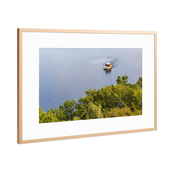 Poster mit Rahmen Kupfer "Hausboot auf dem Krakower See" artboxONE - Natur,Reise