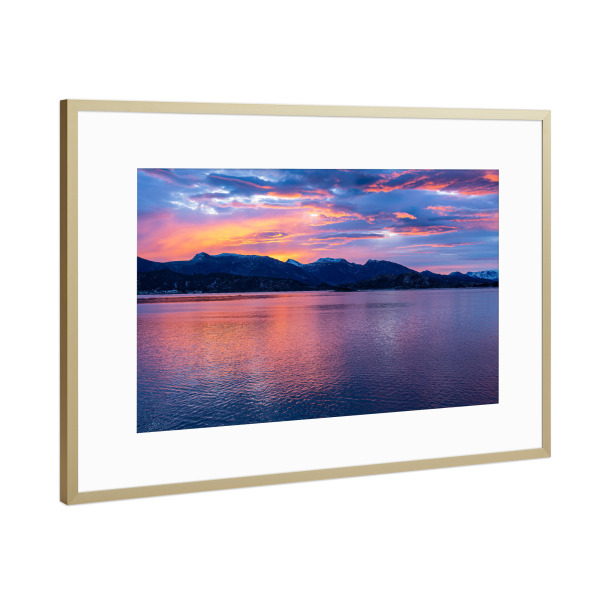Poster mit Rahmen Gold "Berge und Felsen im Sonnenaufgang" artboxONE - Natur,Reise,Reise / Strand und Meer,Reise / Länder