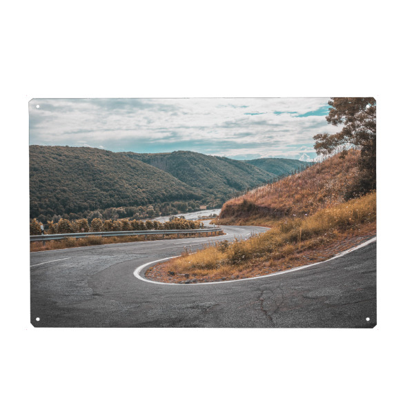 Metall Poster "Curvy Road" artboxONE - Natur,Reise - Straße,Landstraße,Kurven,Serpentine - Blechschild