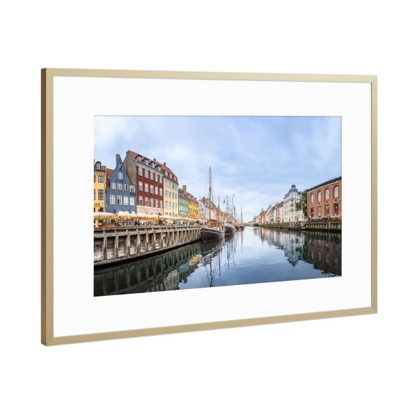Poster mit Rahmen Gold "Copenhagen Travel Photo" artboxONE - Städte,Reise,Architektur,Städte / København
