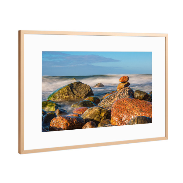 Poster mit Rahmen Kupfer "Ostseeküste mit Steinen" artboxONE - Natur,Reise,Reise / Strand und Meer