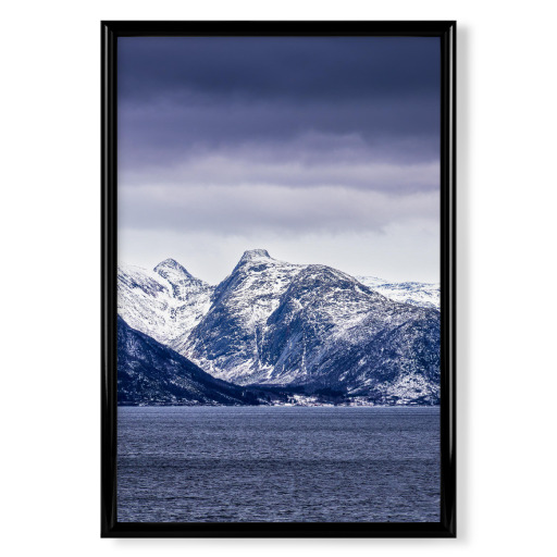 Berge mit Schnee in Norwegen Berge mit Schnee in Norwegen