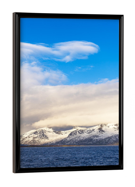 Poster mit schwarzem Rahmen "Winter in Harstad" artboxONE - Natur,Reise,Reise / Strand und Meer,Reise / Länder