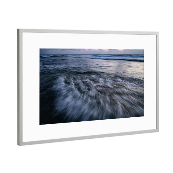 Poster mit Rahmen Silber "The Uniqueness of Waves (51)" artboxONE - Natur,Für Kinder,Reise / Strand und Meer,Für Mama,Für Papa