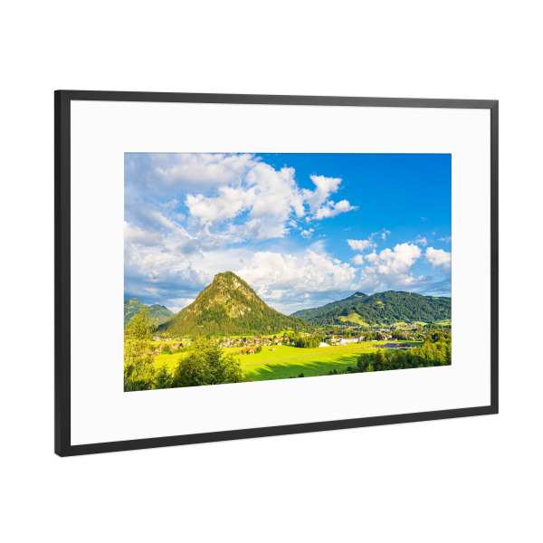 Poster mit Rahmen Schwarz (Metallic) "Blick über Pfronten" artboxONE - Natur,Reise,Architektur