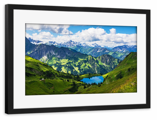 Poster mit Rahmen schwarz "Nebelhorn mit Alpen und Seealpsee" artboxONE - Natur,Reise
