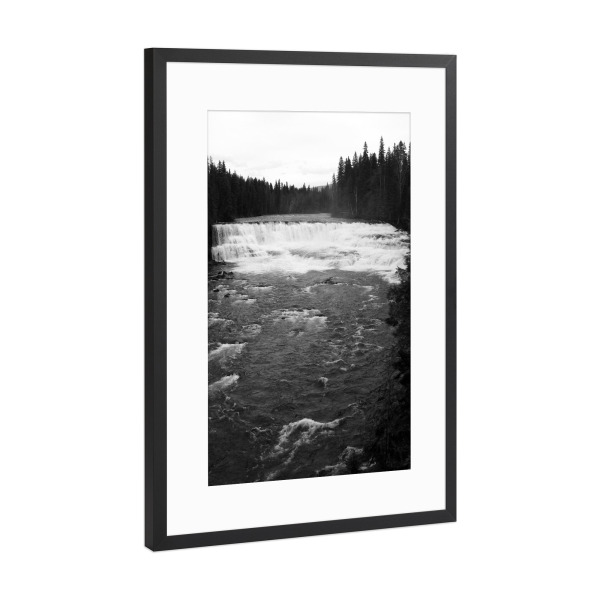 Poster mit Rahmen Schwarz (Metallic) "Wild River in Canada" artboxONE - Natur,Reise,Schwarzweiß,Reise / Länder