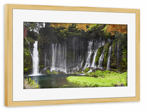 Poster mit Rahmen kiefer "Herbstlicher Shiraito Wasserfall" artboxONE - Natur,Reise / Asien