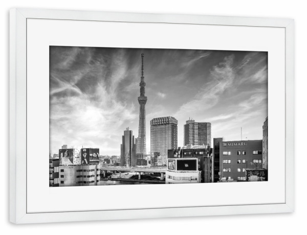 Poster mit Rahmen weiß "Tokyo Skytree mit Skyline" artboxONE - Schwarzweiß,Architektur,Städte / Tokio