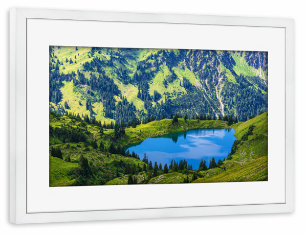 Poster mit Rahmen weiß "Seealpsee bei Obersdorf" artboxONE - Natur,Reise