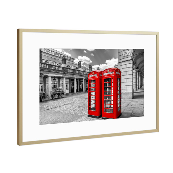 Poster mit Rahmen Gold "Klassiker aus Covent Garden" artboxONE - Städte / London,Schwarzweiß,Architektur