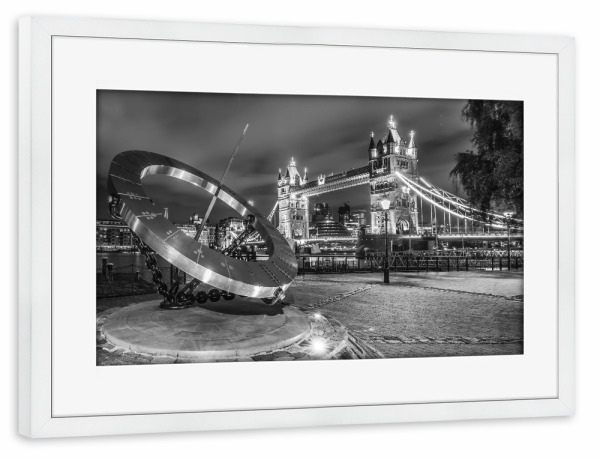 Poster mit Rahmen weiß "Tower Bridge im Lichterglanz" artboxONE - Städte / London,Schwarzweiß,Architektur