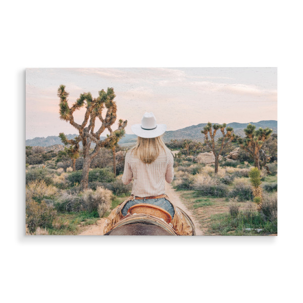 Holzbild "Desert Cowgirl" artboxONE - Natur,Reise,Tiere,Menschen,Für Mama